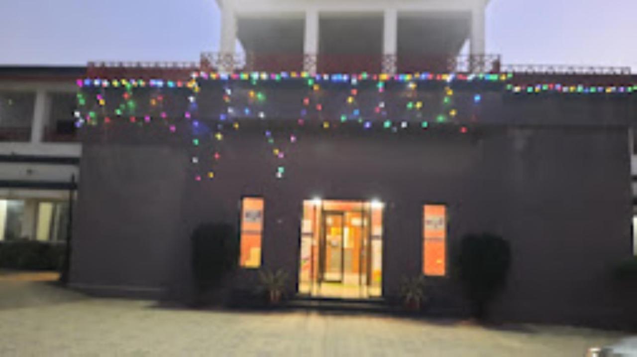 Sitapur Muafi Mp Tourist Bunglow , Chitrakoot酒店 外观 照片